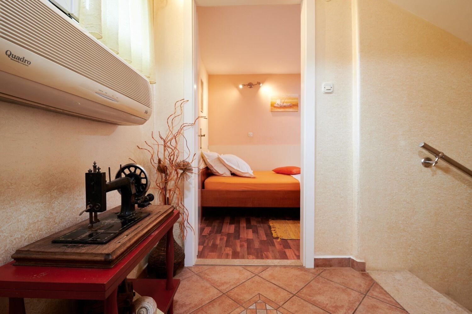 Holiday home Linda - big terraces Seget Vranjica Exterior foto